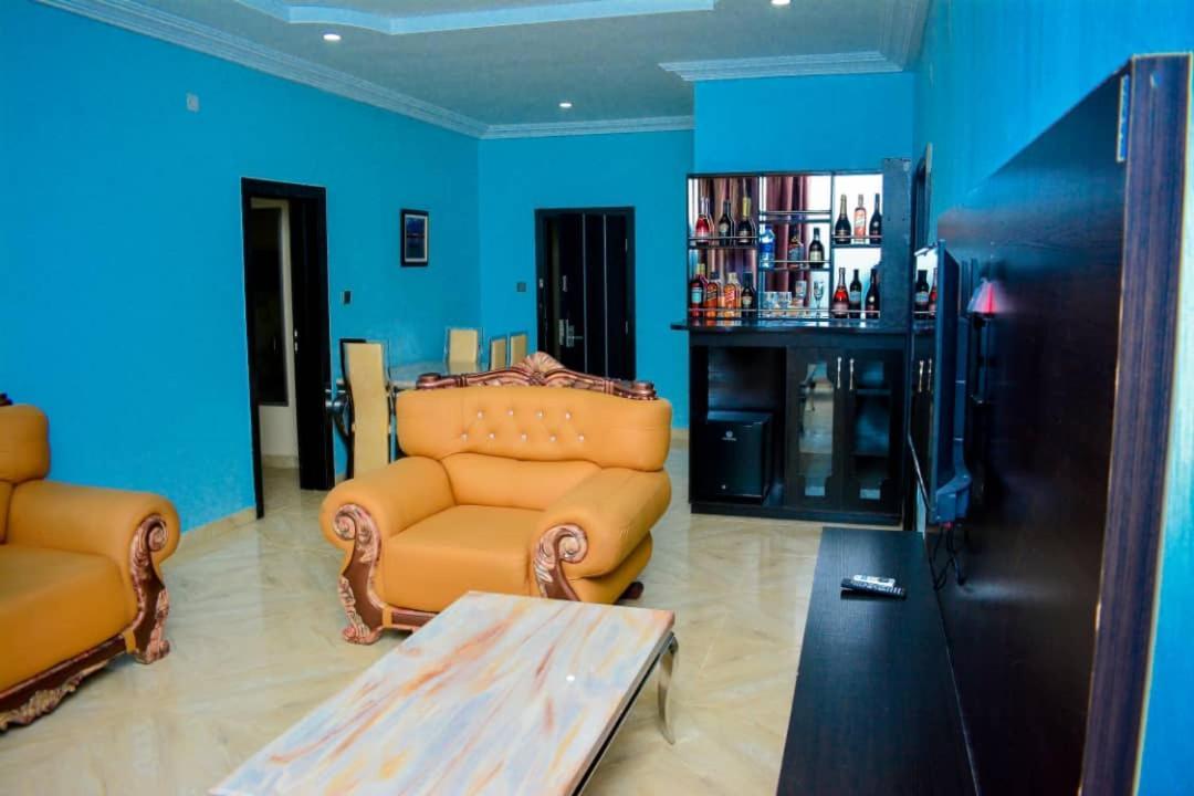 Wetland Hotel Ughelli Buitenkant foto
